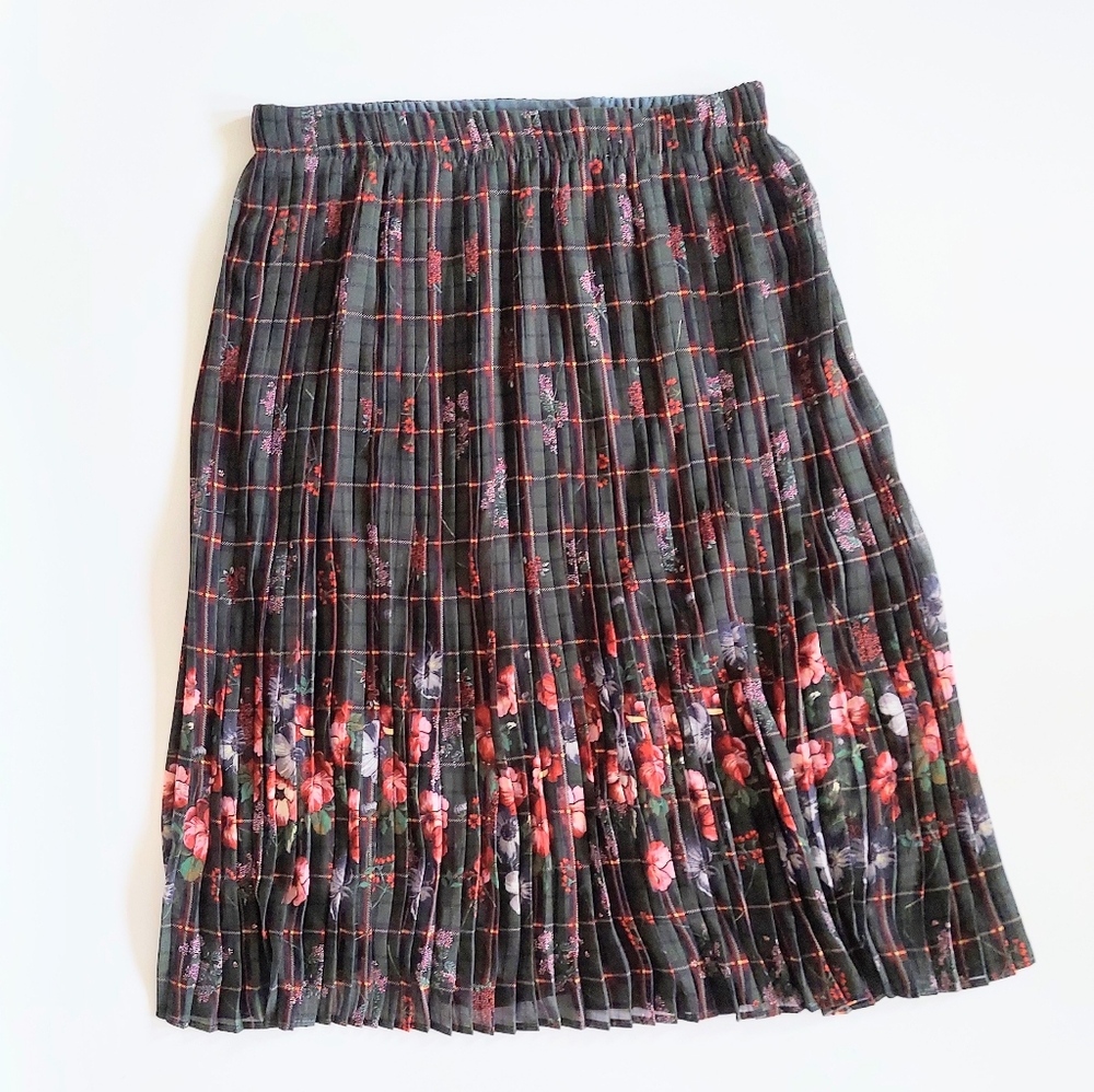 Zara Trafaluc Collection Plaid Floral Pleated Skirt Size Small Green Pink